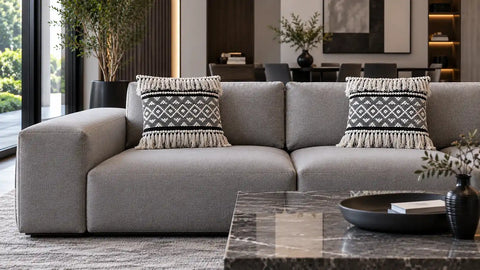 What Home Decor Accessories Work for Minimalist Spaces