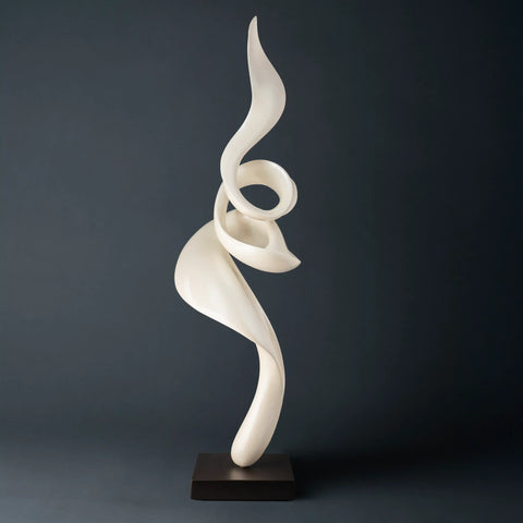 Danza delle maree (Dance of the Tides) sculpture