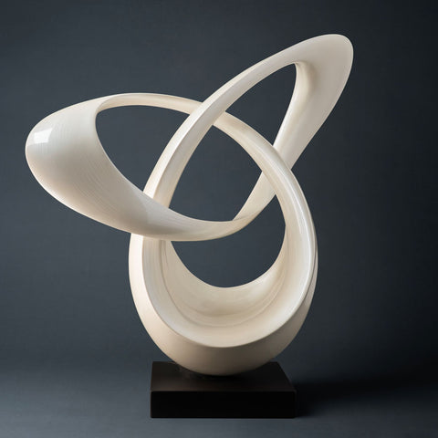 Eternal Flow” – Line White Abstract Sculpture on Deep Black Base
